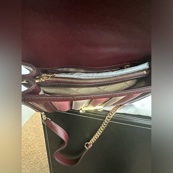 🔥🔥NWT Michael Kors Whitney Colorblock Strips Quilted (Bundle Deal) w/ wallet - Picture 6 of 14